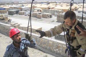 Výcvik afghánských hasičů pod vedením plk. Ing. Romana Hlinovského. Pol-e-Alam, provincie Lógar